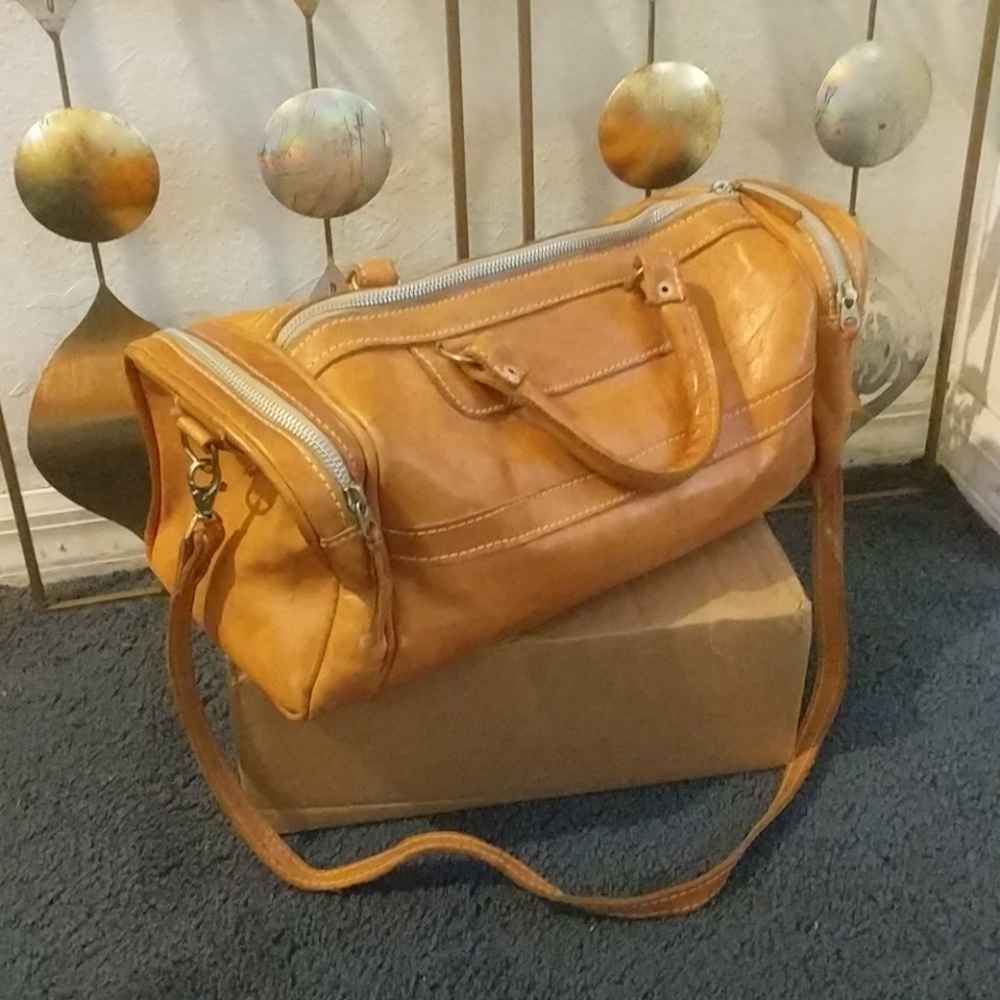Purse - Picture 2 of 2